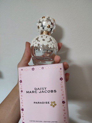 Άρωμα Marc Jacobs μεταχειρισμένο, κουτί Daisy Love Paradise και μπουκάλι Daisy Dream