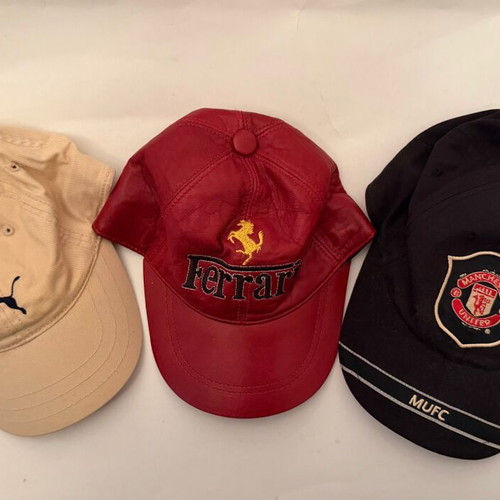 Collectible hats used, pack of 3, official replica
