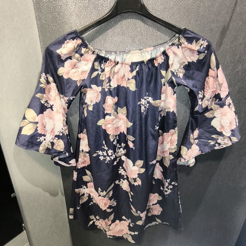 Long blouse with flowers and butterfly sleeves like new, size S