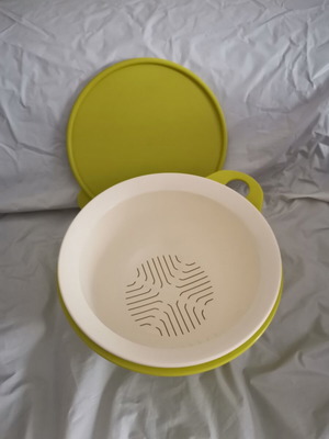 Tupperware container about 2 liters, new