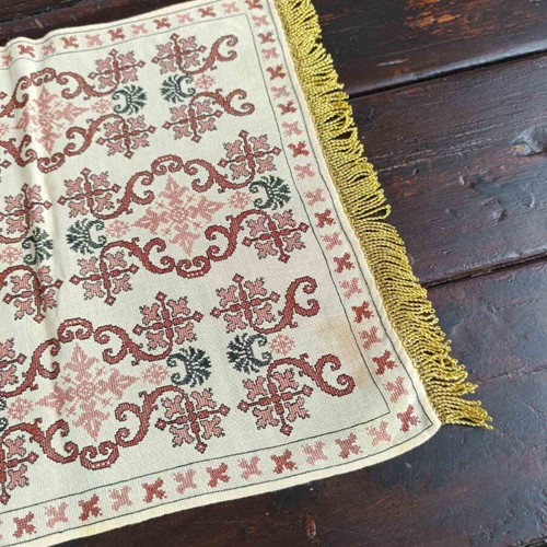 Cross-stitch table runner like new
