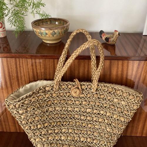 Large woven straw tote bag, shoulder style, beige and hazelnut