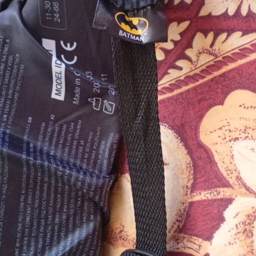 Batman swim vest for boy 11-30 kg like new