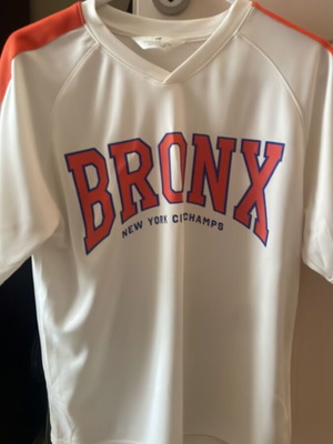 Tshirt H&M με στάμπα Bronx σαν καινούργιο, μέγεθος 146-152 cm