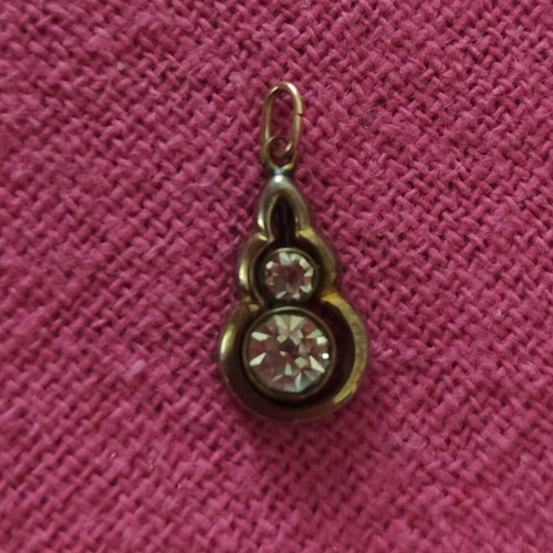 Edwardian Art Nouveau gold-plated pendant with strass stones used