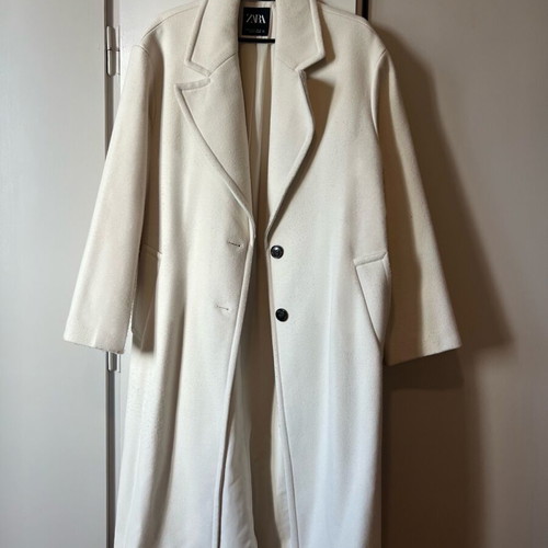 Zara cream thick coat like new