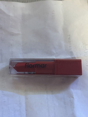 Flomar Lip Tattoo new
