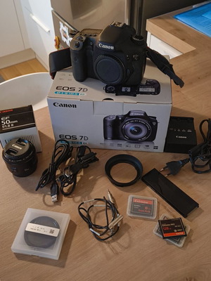 Canon EOS 7D επαγγελματικό πακέτο σαν καινούργιο με 2 φακούς και 128GB Pro κάρτα