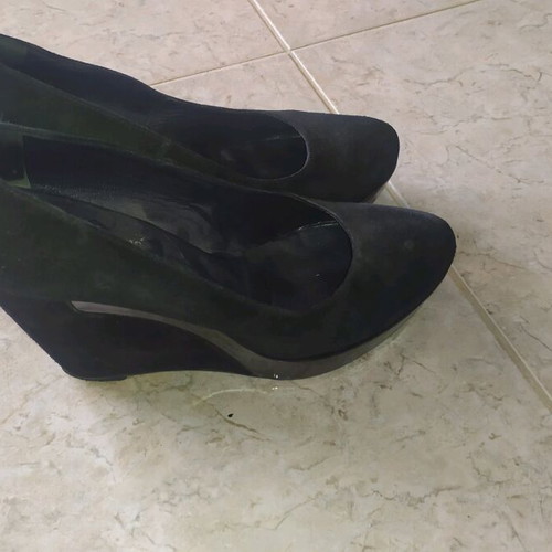 Platform shoes used size 39, black with minimal flaws