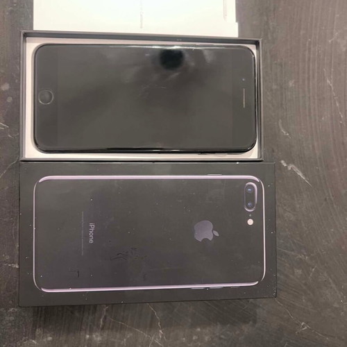 iPhone 7 Plus 32GB black used, fully functional with accessories