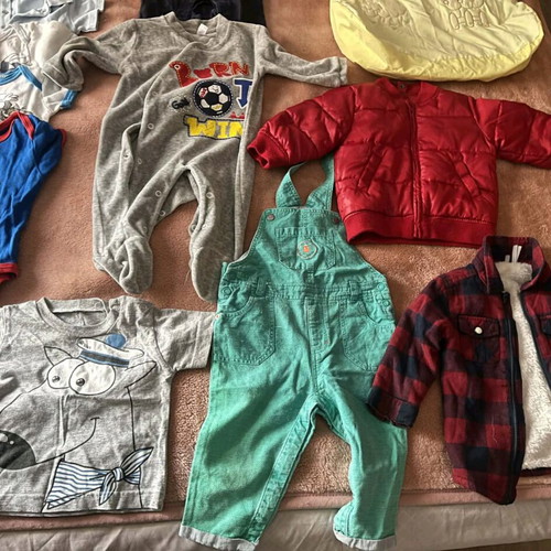 Baby clothes like new, pack of 65 pieces boys (0-9 months)