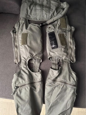 Anti-G Suit CSU-13B/P like new, medium/long size