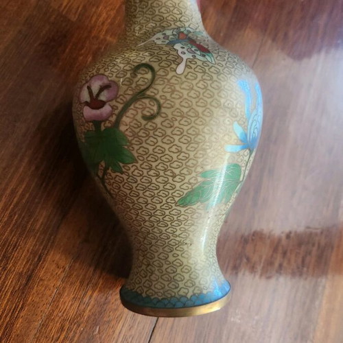 Cloisonné vase like new