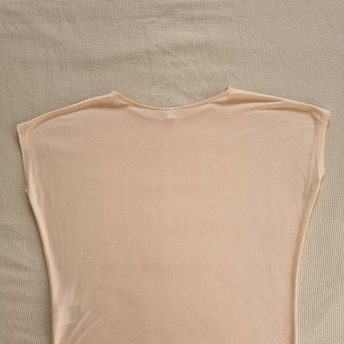 Uniqlo pale pink t-shirt XS like new