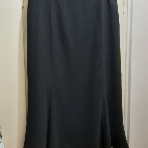 Black skirt Mara Crist like new, size 4XL 48 20