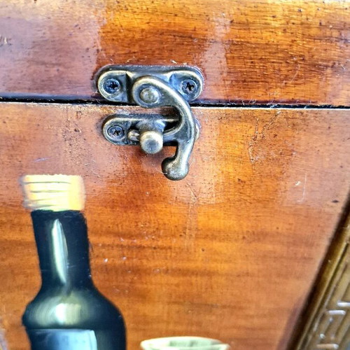 Wooden vintage box for 2 wine bottles with handmade painting like new