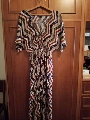 Dress colorful summer cool, like new, size L