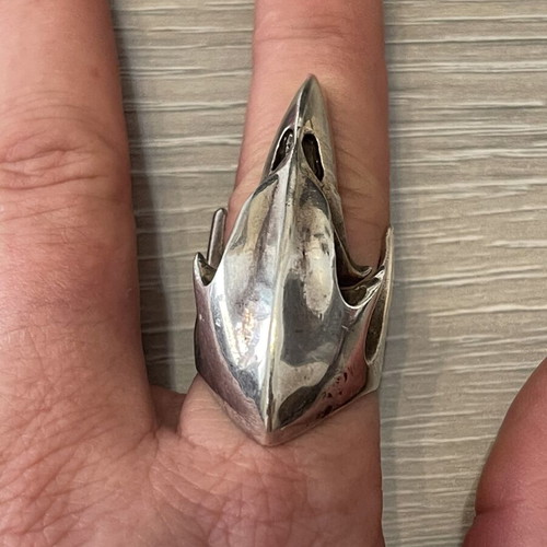 Silver 925 ring with solid bird skull used, size 57