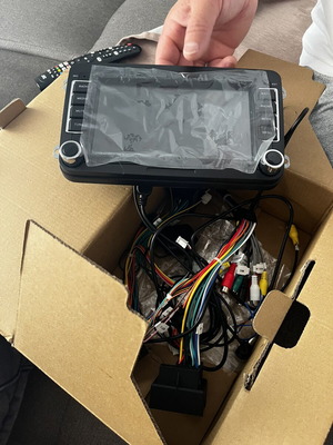Car touchscreen for VW, SEAT, Skoda with Android 10