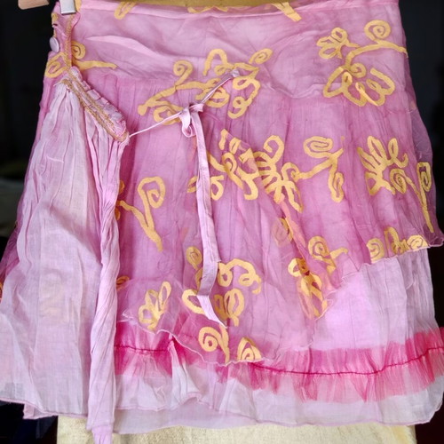 Allo Italian skirt new, pink, size M