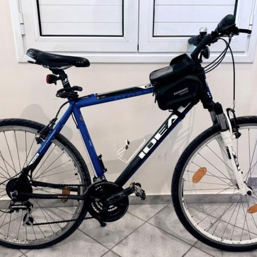 Ideal Crossmo bicycle like new, trekking with 21 speeds and front suspension
