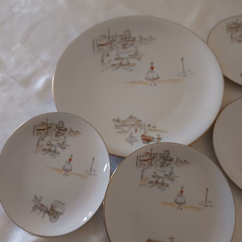 Vintage Winterling Bavaria porcelain dessert set like new, platter & 4 plates
