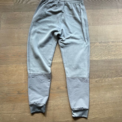 Adidas pants grey like new, size 164 cm