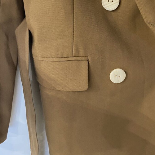 Stradivarius Blazer camel color with beige buttons and belt like new
