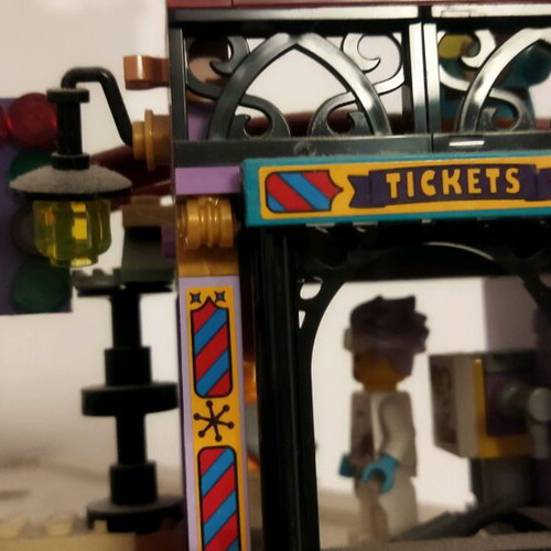 Lego Hidden Side Haunted Fairground like new with box and instructions