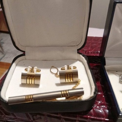 Cufflinks with pins new