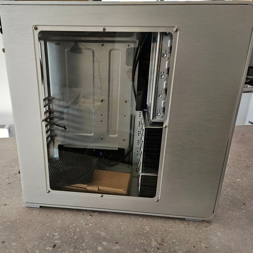 Silverstone Fortress FT01 case used, aluminum with extras