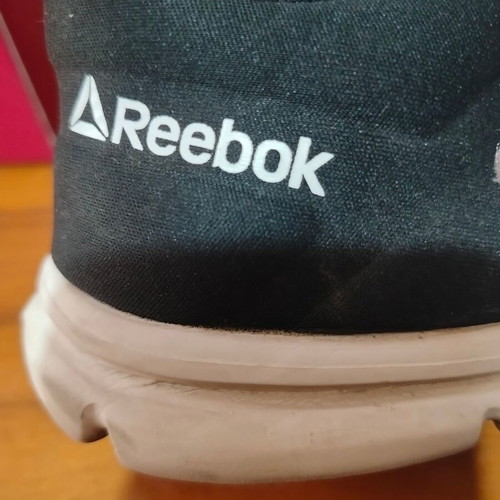 Reebok athletic shoes size 38, black and pink
