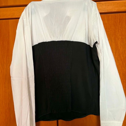 Women's blouse black and white size M used, like new