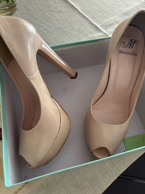 Beige pumps size 37 new