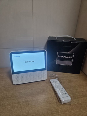 Φορητός DVD Player μοντέλο KC-906 καινούργιος με μπαταρία 4000mAh