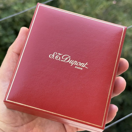 S.T. Dupont Laque De Chine lighter, gold with brown lacquer