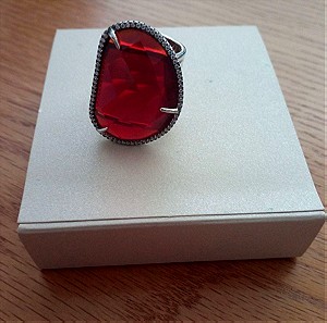 Ασημένιο δαχτυλίδι Jools 925  με κόκκινη πέτρα σε άριστη κατάσταση