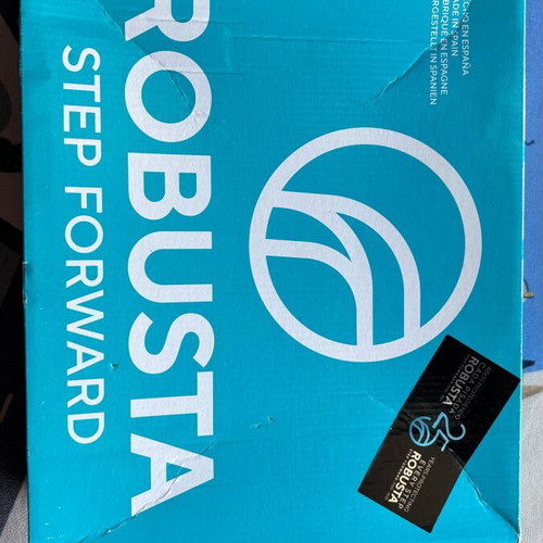 Robusta Step Forward work shoes size 42 new, unworn