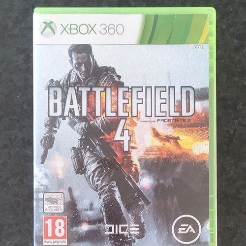 Battlefield 4 Xbox 360 game with manual