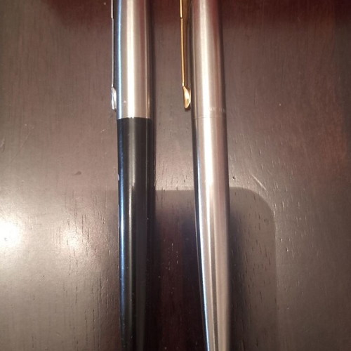 Parker pens like new, set of two