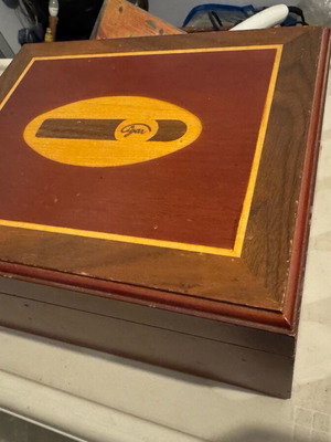 Lerekoff cigar humidor used, wooden with marquetry decoration
