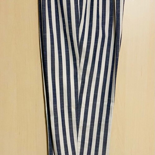 Stradivarius striped white and blue pants new, elastic waist
