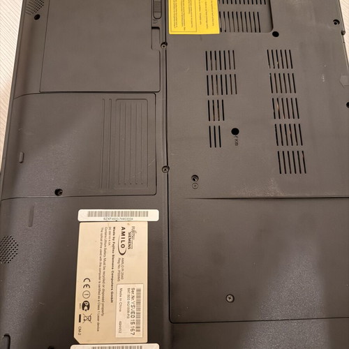 Fujitsu Siemens AMILO Pi 2540 laptop, Windows, 15-inch
