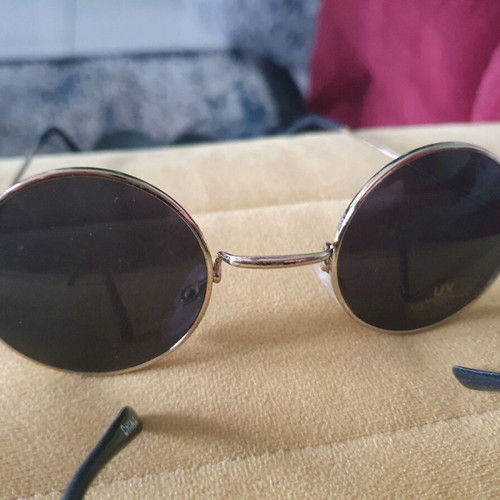 Sunglasses new, pack of 5, black and gold