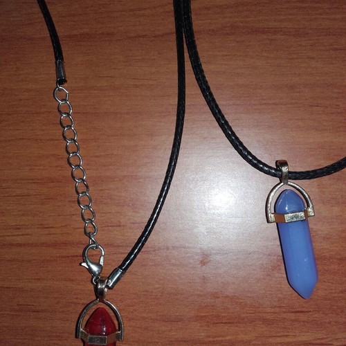 Set of four necklaces with stones, new
