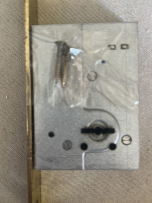 CISA lock used with 5 double-bit keys for door