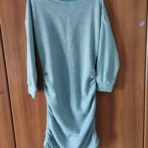 Women's fleece dress like new, long-sleeve grey sweatshirt with cords