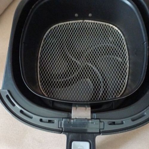 Philips Air Fryer HD9220/20 0.8L black, like new