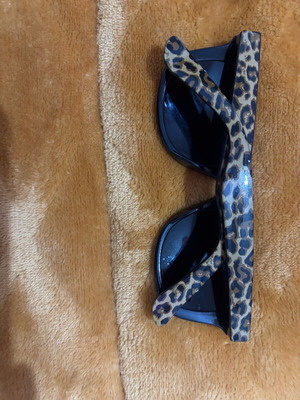 Children's sunglasses like new, black