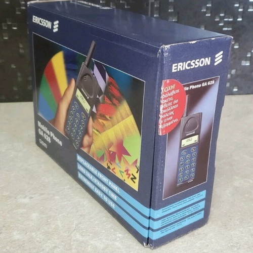 Ericsson GA 628 phone used, boxed with charger and instructions